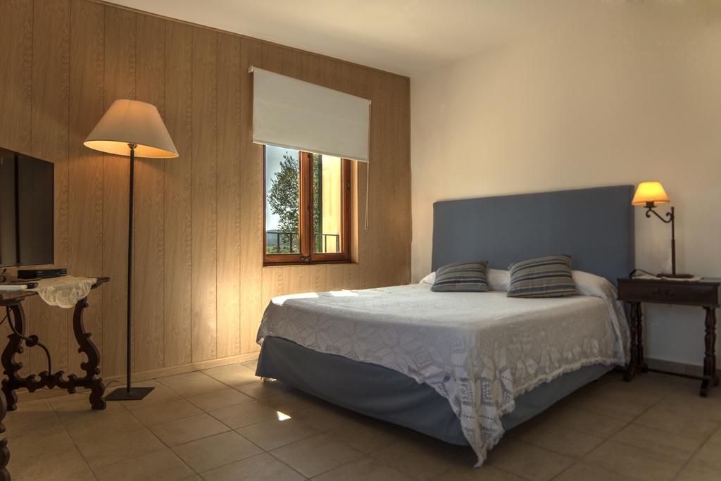 Agroturismo Can Feliu Porreres Bagian luar foto